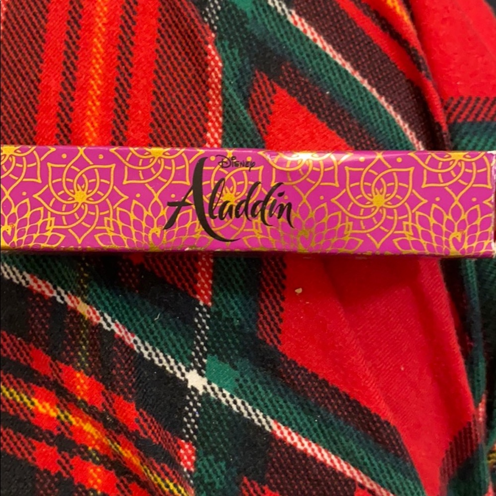 MAC Alladin lip gloss